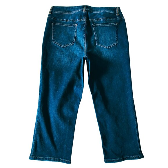 Chico's Women's Dark Blue & Floral Side Details Capri Jeans Junior Size 1 - Picture 3 of 8